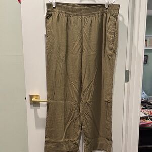 Women’s Casual Pants